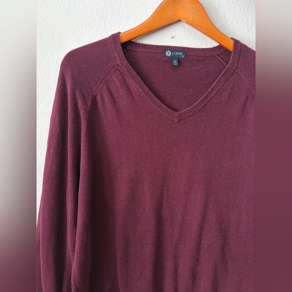 J. Crew Cashmere Cotton Blend V-Neck Sweater in Maroon Men’s Medium - Picture 2 of 10